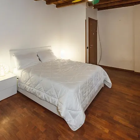 Apartment Con Travi A Vista *